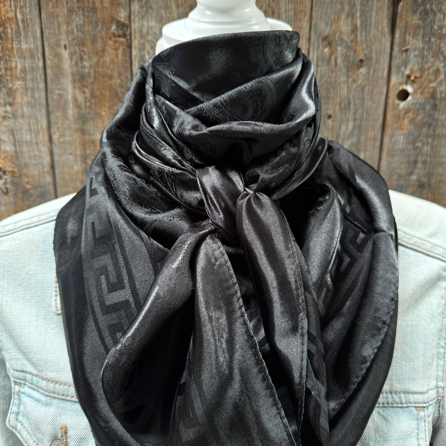 Black Jacquard Wild Rag