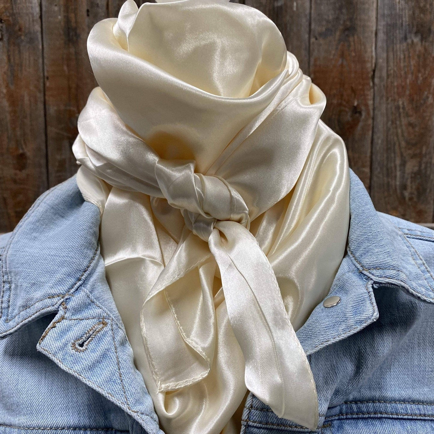 Solid Cream Wild Rag